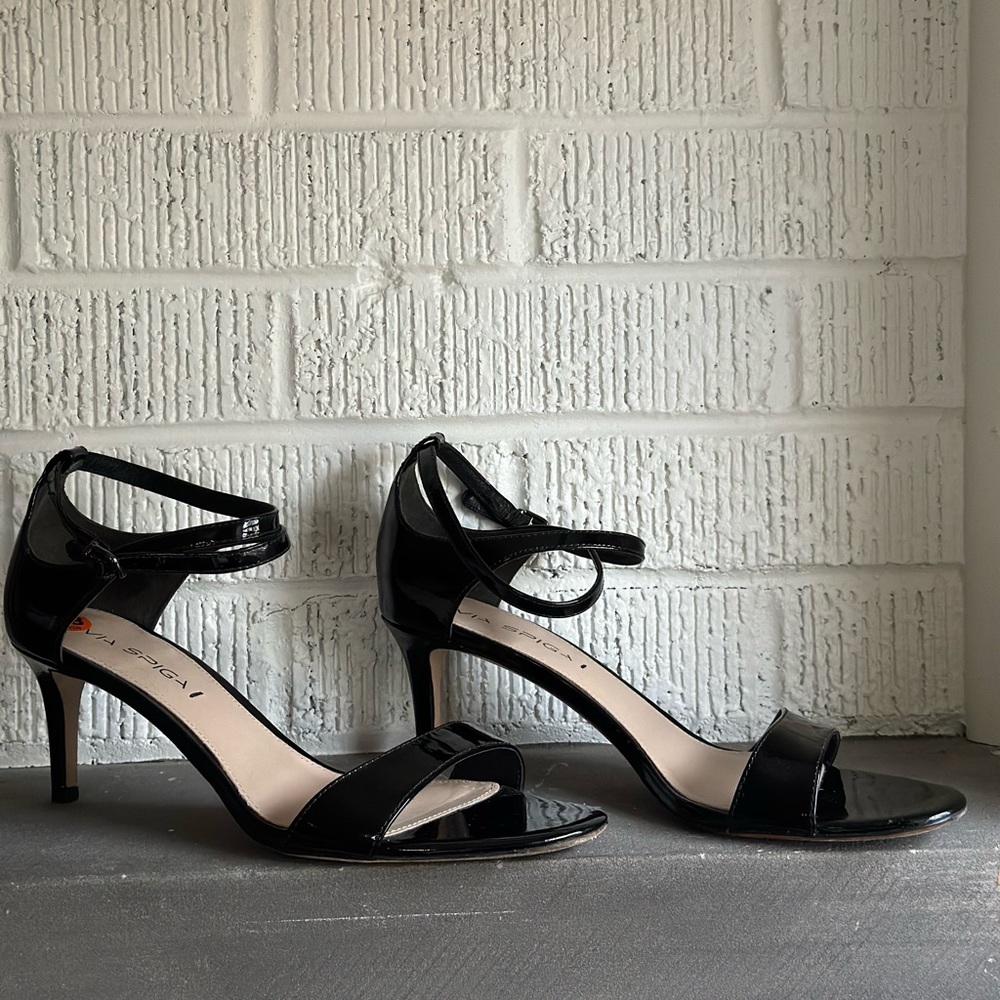 Via Spiga black heels Size 8.5 Used
